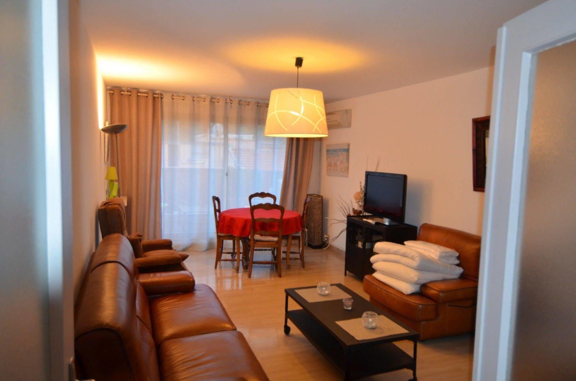Appartement 6 Personnes Avec Terrasse Le Port ניס מראה חיצוני תמונה