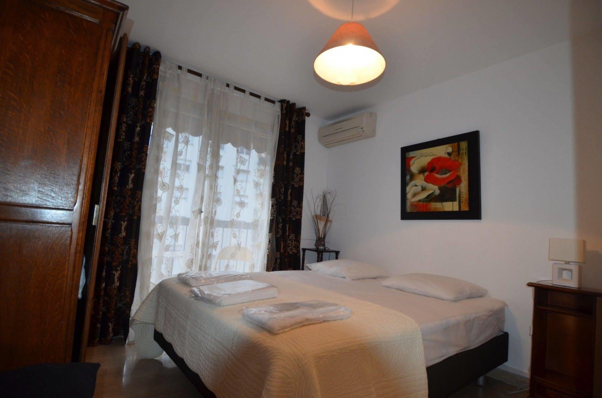 Appartement 6 Personnes Avec Terrasse Le Port ניס מראה חיצוני תמונה