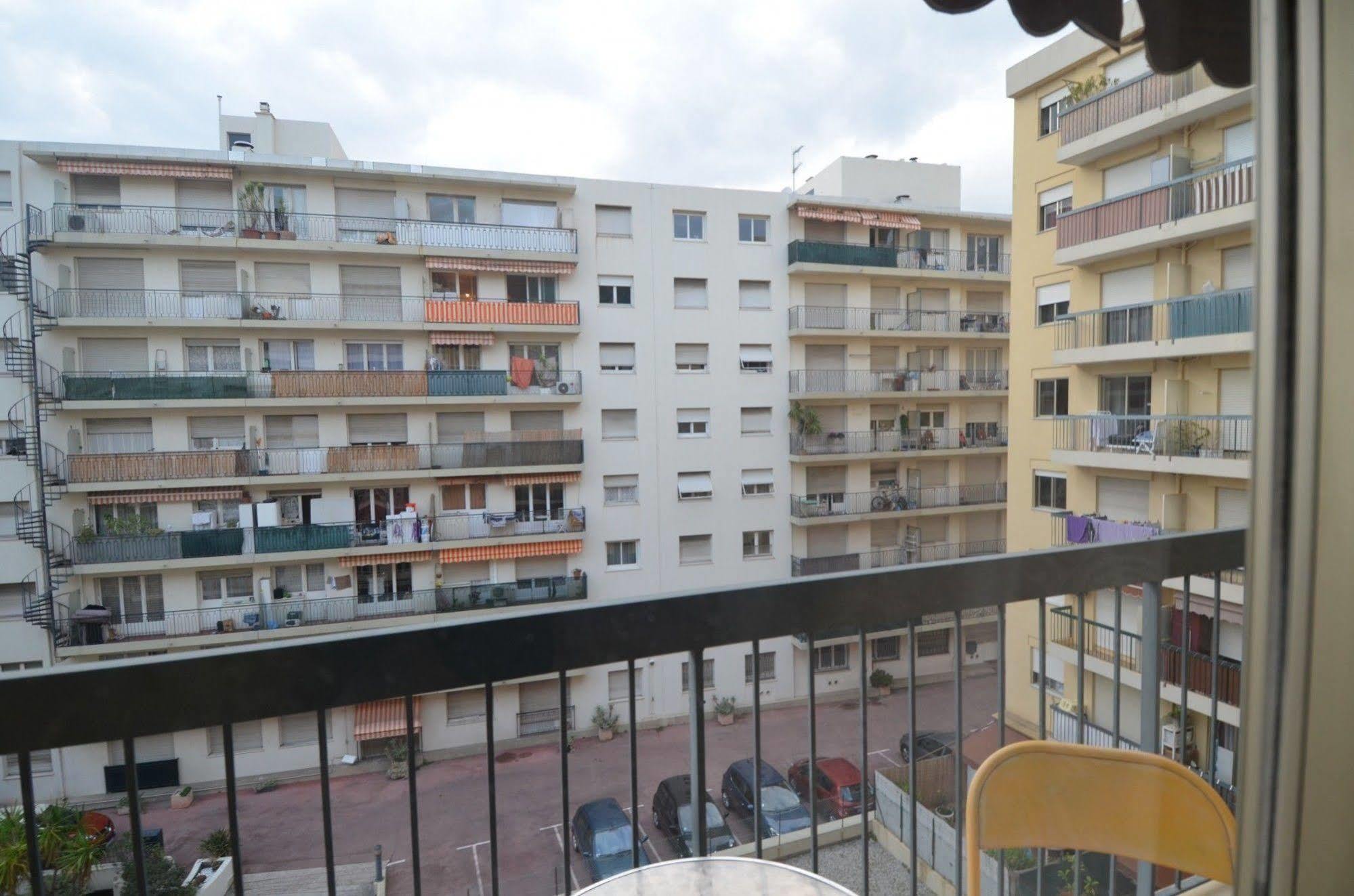 Appartement 6 Personnes Avec Terrasse Le Port ניס מראה חיצוני תמונה